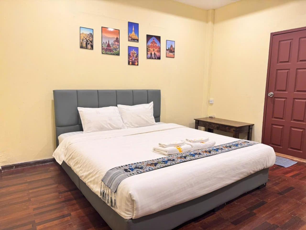 Yula Hotel Thatluang ビエンチャン エクステリア 写真